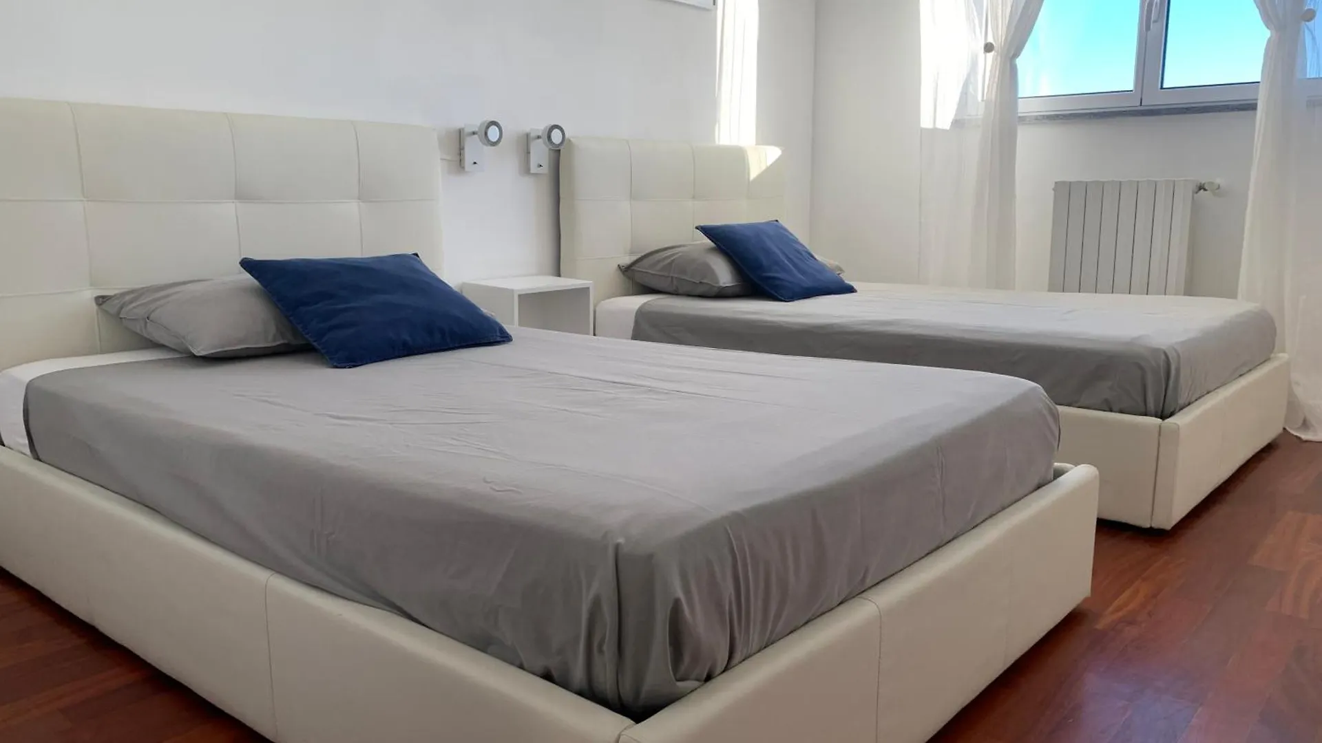 Attico Di Design Zona Navigli/Moda,Milano アパート ミラノ